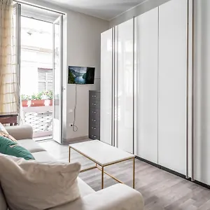 Casa Anna - Center Of - By Host4u , Pavia Italia